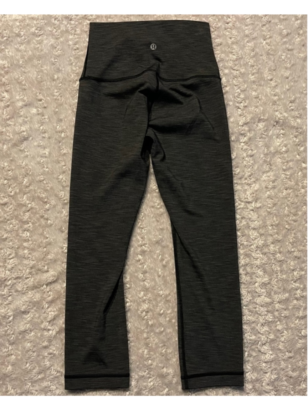 Lululemon Women's Wunder Under Hi-Rise Crop Leggings Size 4 EUC